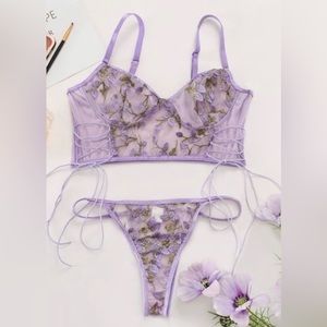Floral bralette set